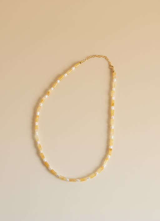 Collier aventurine jaune Manoé, bijou artisanal suisse